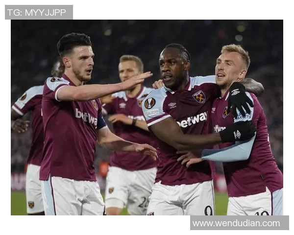 足球后场球员实力榜前十名解析：谁是防守与进攻的双重王者